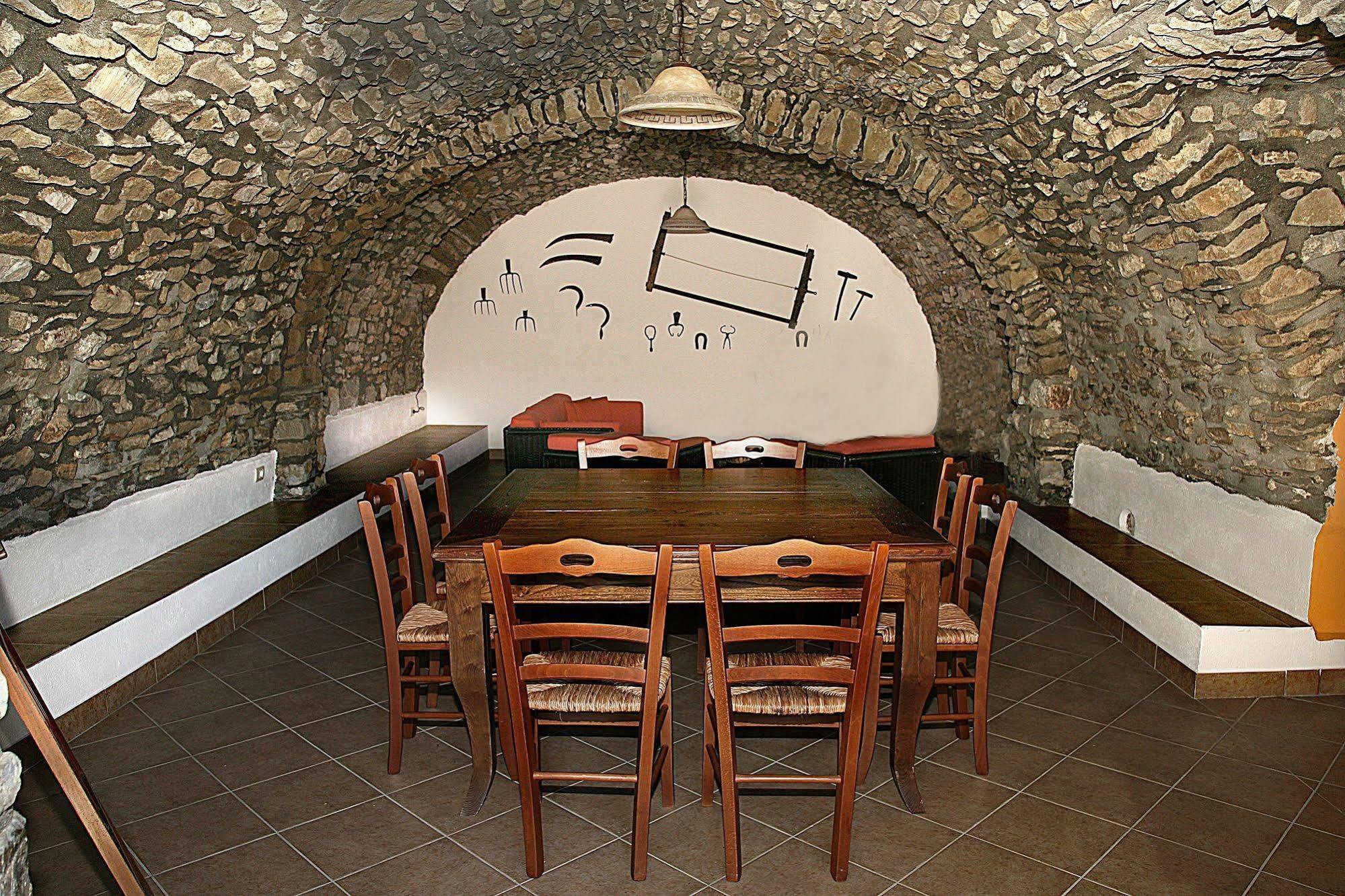 Montelungo Superiore B&B Podere Bramapane מראה חיצוני תמונה